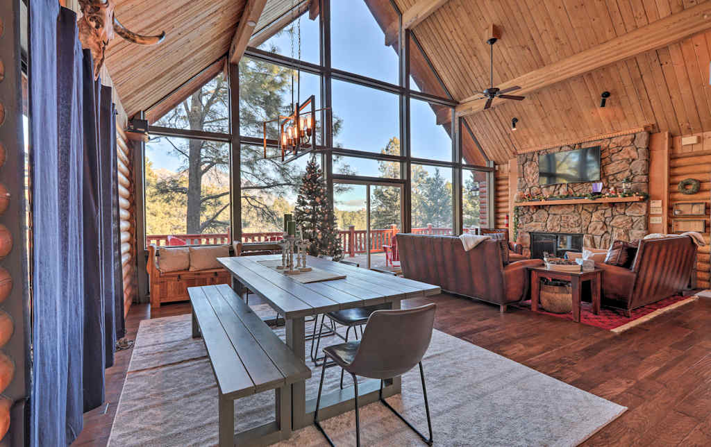 New Pristine Flagstaff Cabin W Decks Mtn Views