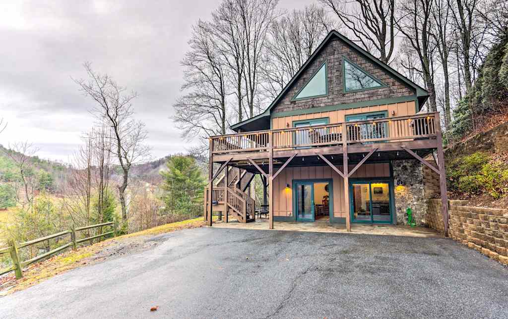 New Mtn Cabin W Fire Pit Walk To Golf Fishing