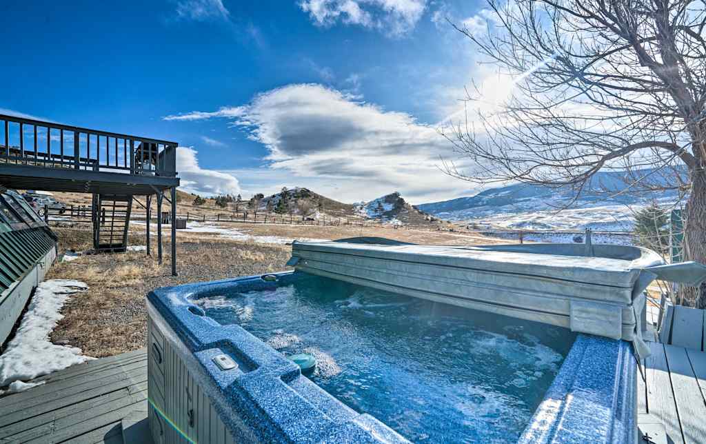 New Unique Cabin W Indoor Pool Mountain Views