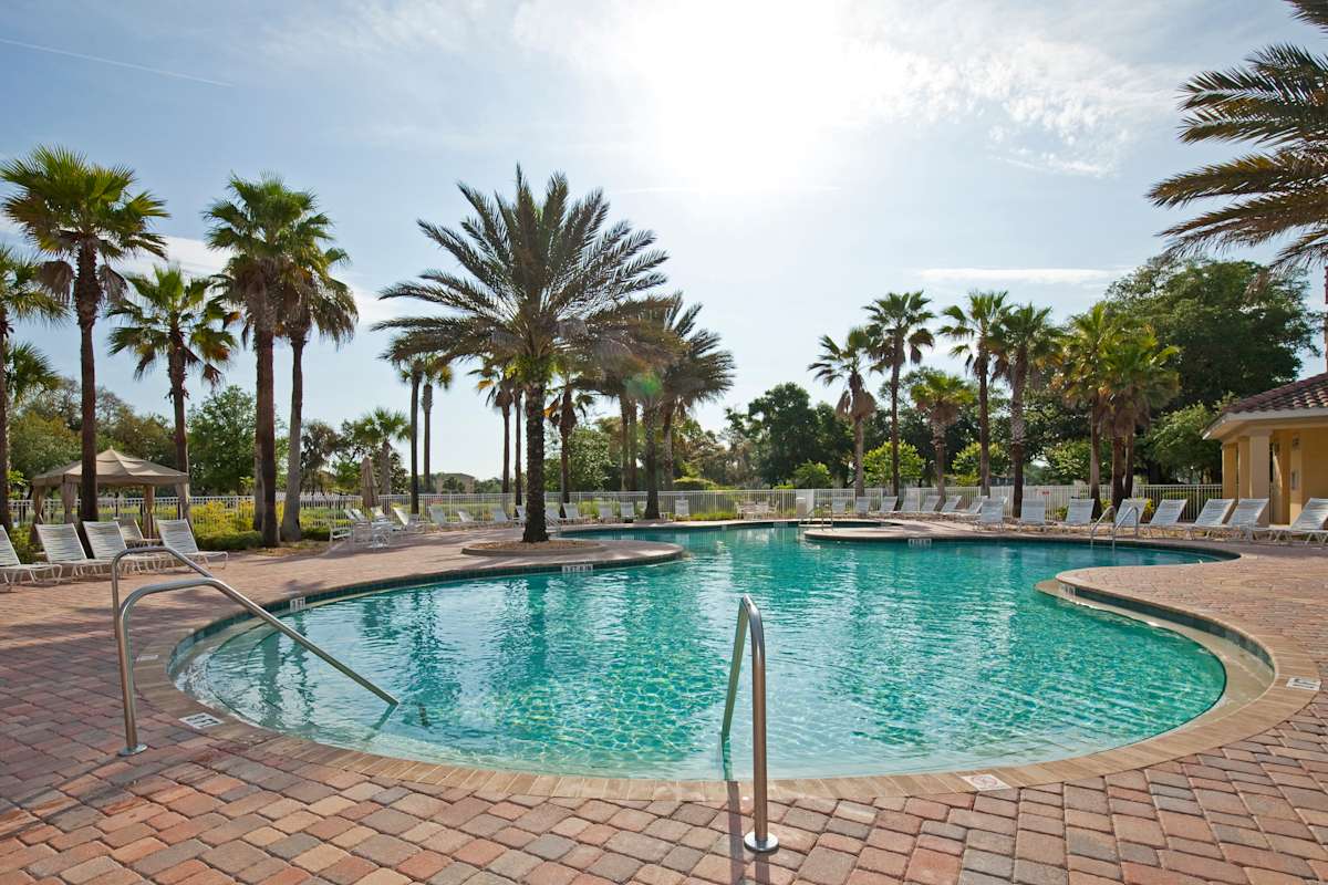 Palm Coast Condo w/Private Lanai & Lake Views!