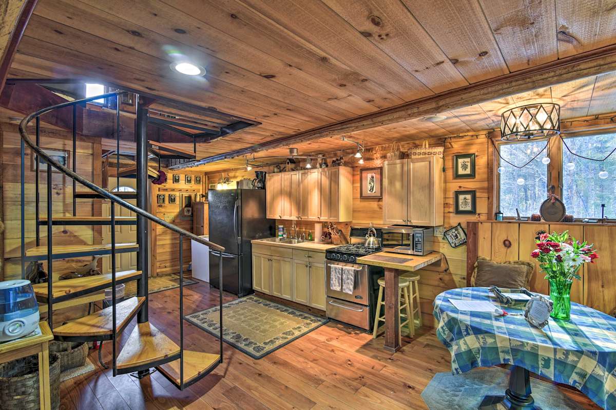 Rustic Searsport Cabin Loft + Sunroom on 10 Acres Evolve