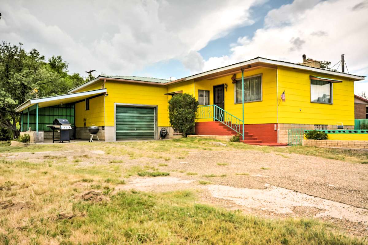 Bright Springer House w/ Hammock & Orchard Views! Evolve