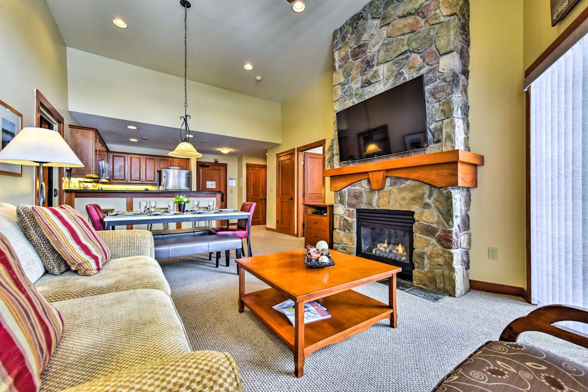 Ski-In/Ski-Out Solitude Resort Condo w/ Mtn Views!