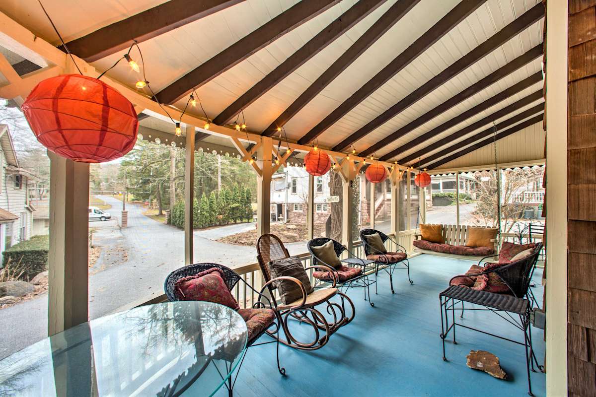 Quaint 'Gretna Getaway' Cottage w/ Screened Porch! Mount Gretna, PA