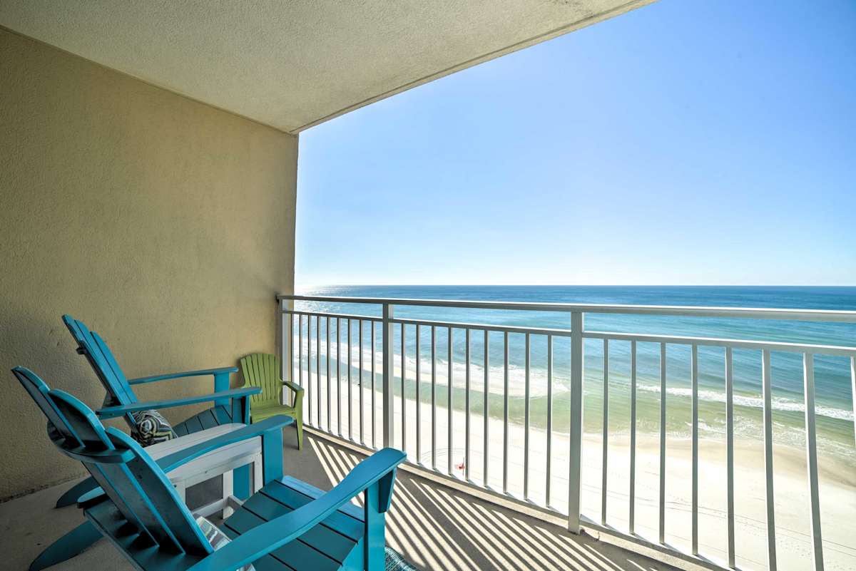Spectacular Oceanfront Emerald Beach Resort Condo Panama City Beach