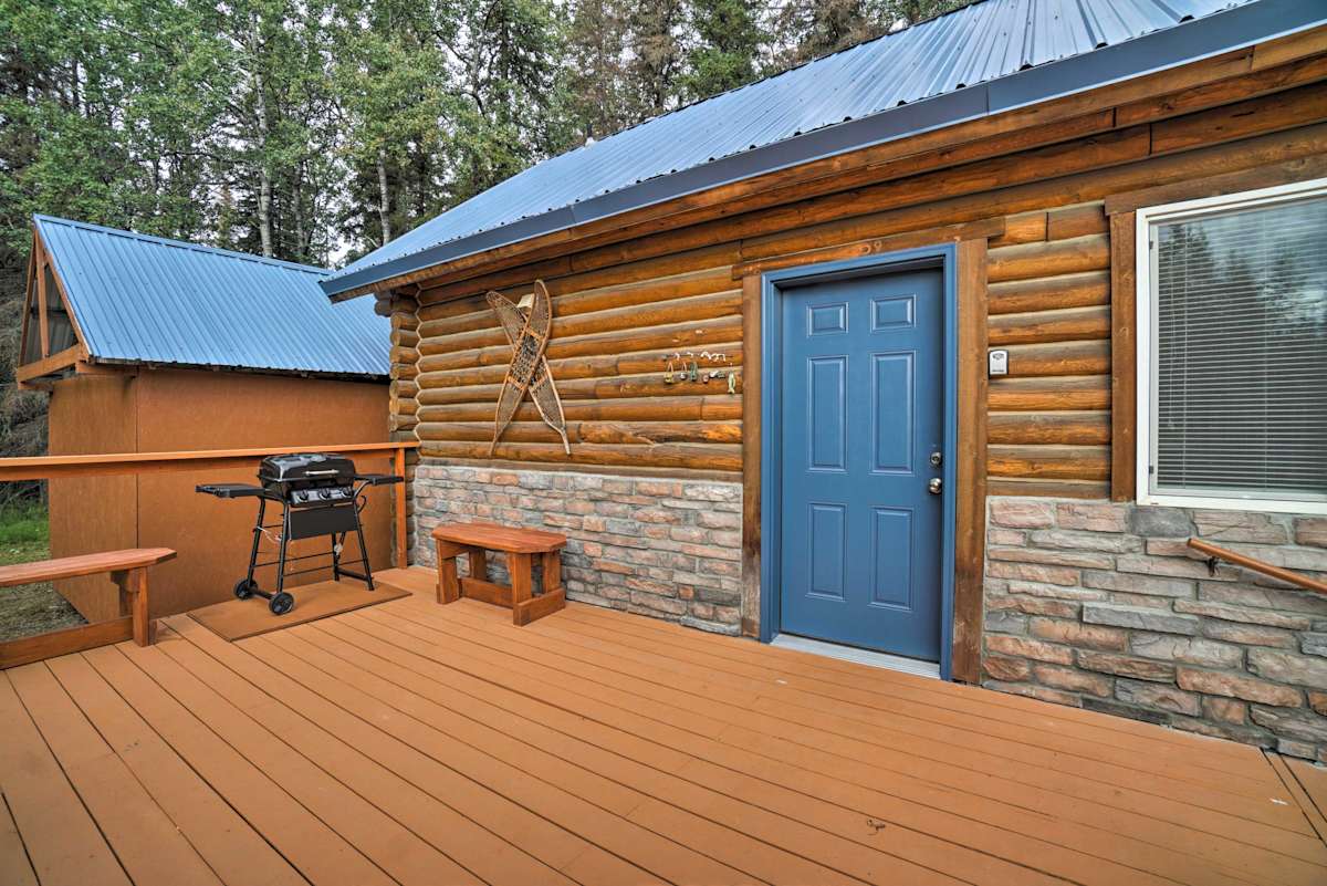Soldotna Cabin w/ Essentials 4 Mi to Fishing Evolve