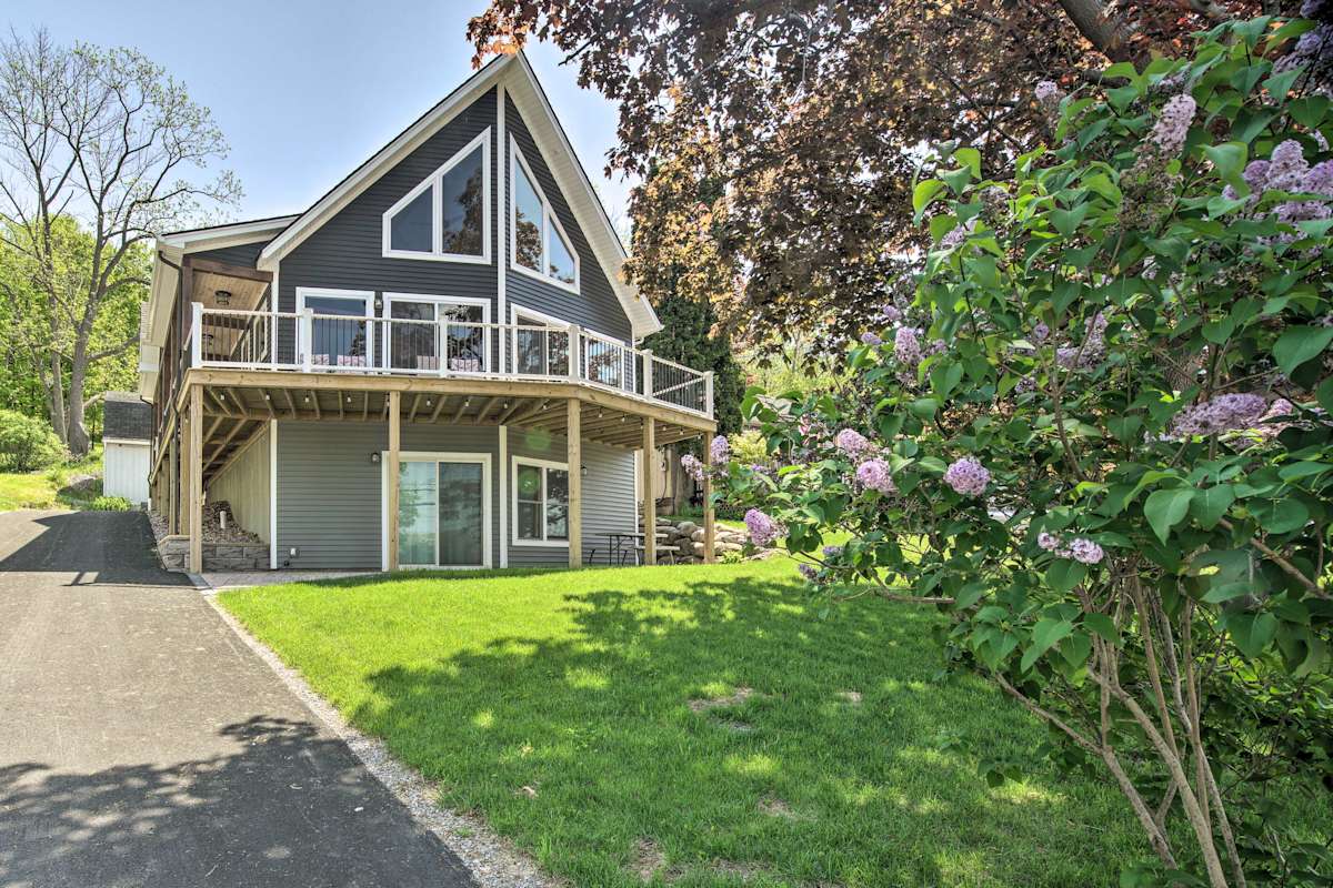 Conesus Lake CottageFinger Lakes 4Season Getaway Evolve