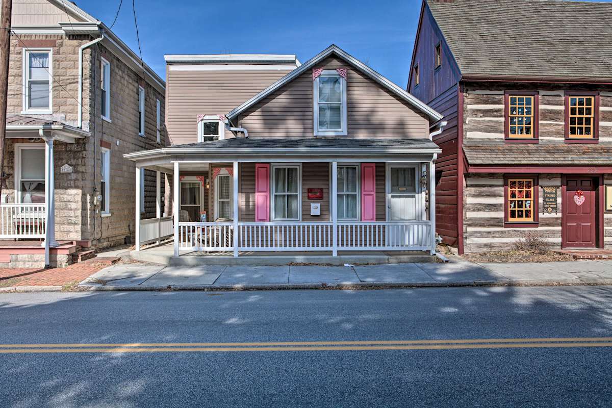 Central Hummelstown Apt 4 Miles to Hershey Park! Evolve