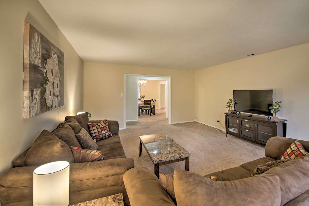 Indy Condo w/ Office