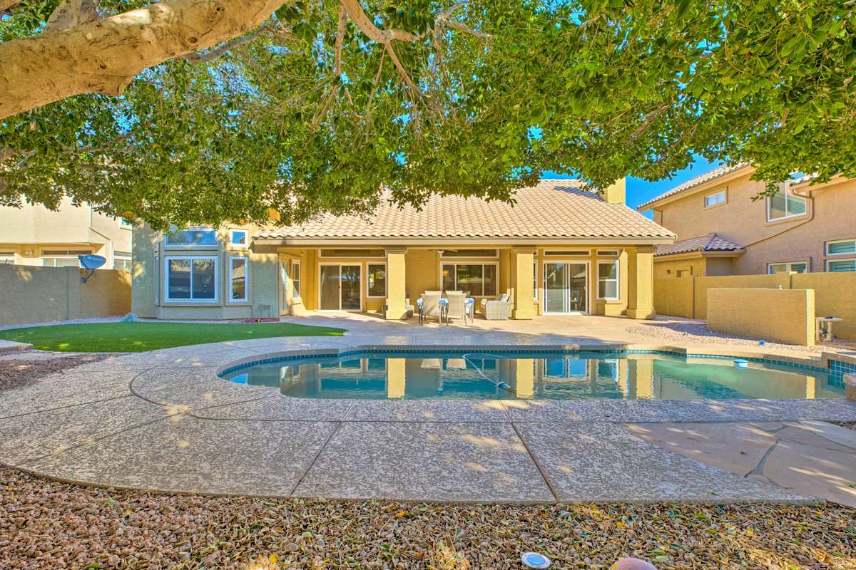 NEW! Luxe Ahwatukee Foothills Villa Pets Evolve