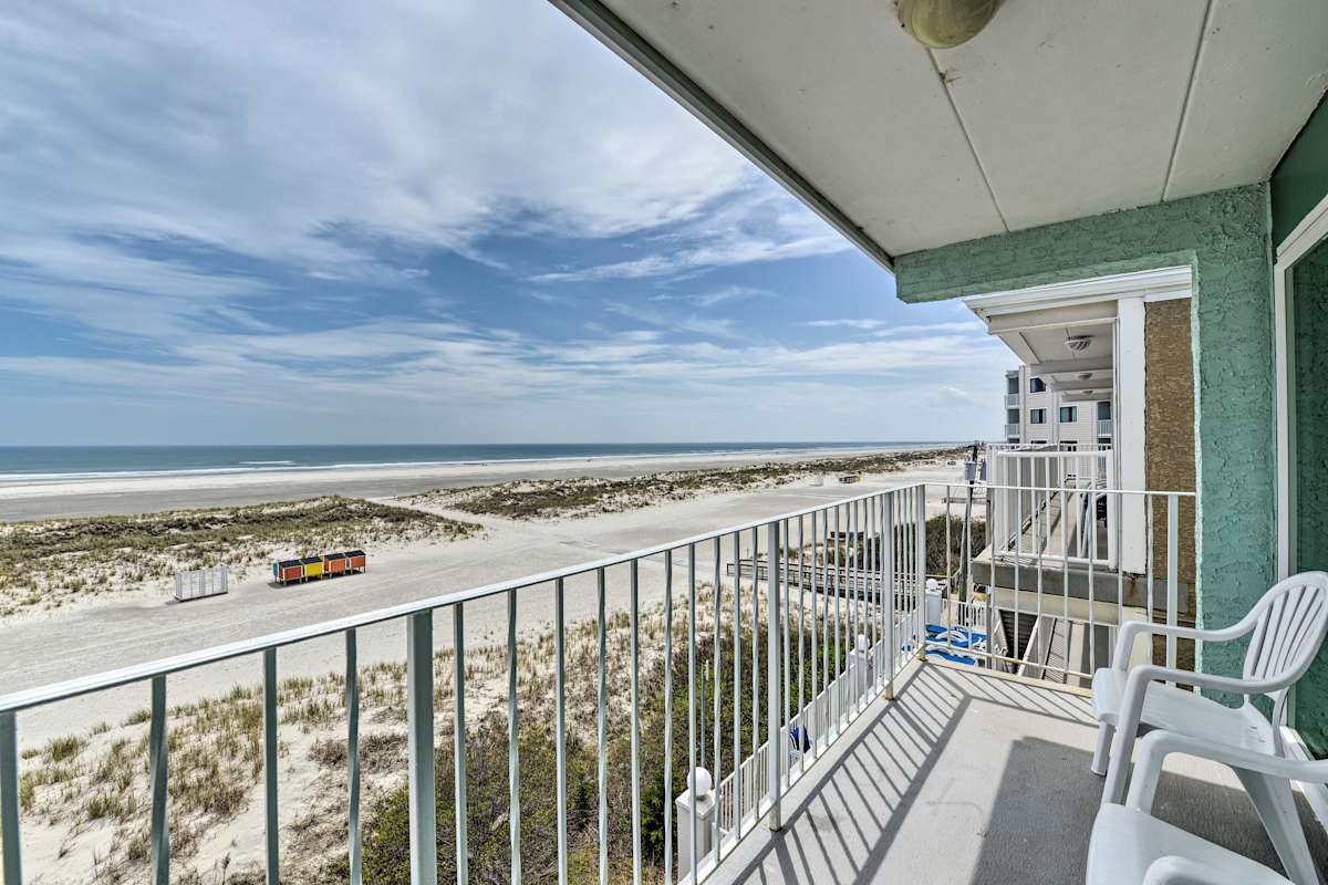 Oceanfront Condo w/ Pool on Wildwood Crest Beach! Evolve