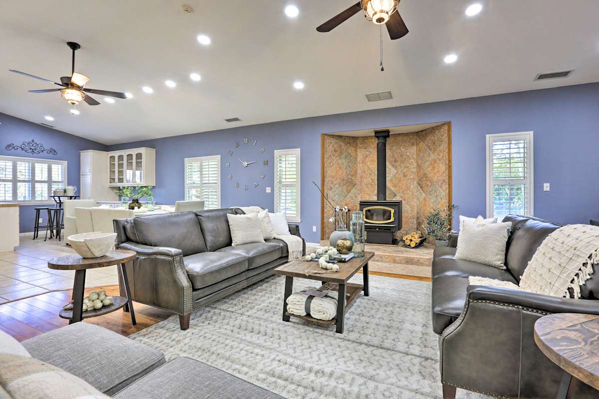 Chic RanchStyle Home on 33Acre Walnut Ranch Winters, CA Evolve