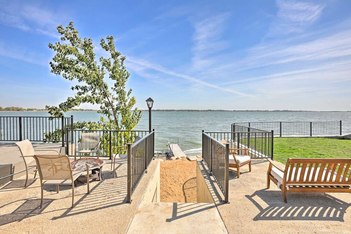 Chic & Cozy Cabin with Private Hot Tub & Beach! Lake Norden, SD Evolve