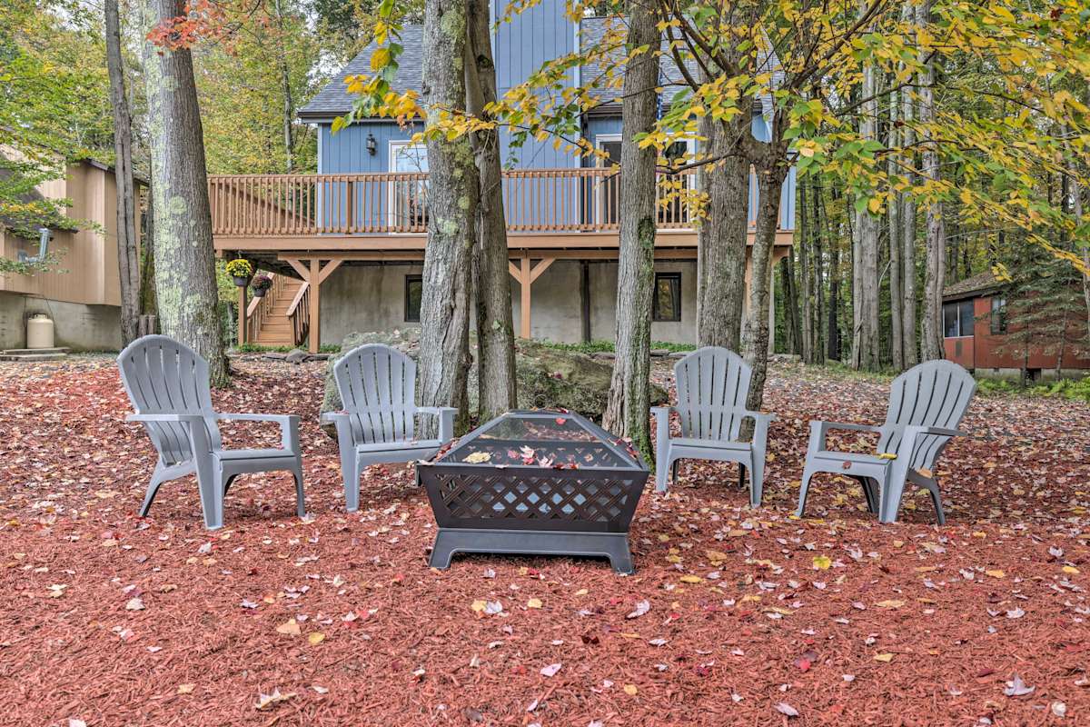 PetFriendly Poconos Cabin Ski, Hike, & Fish! Evolve