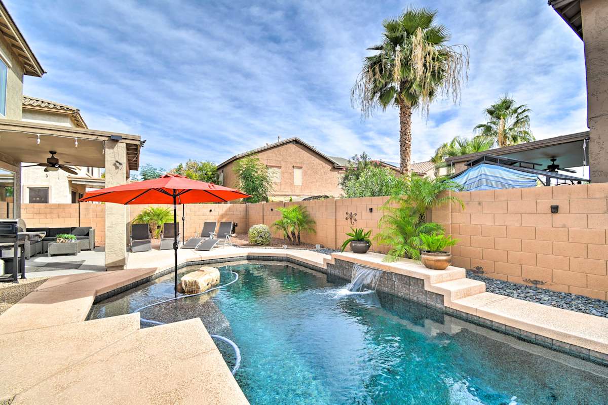 Spacious Home Heated Pool & Spring Training! Goodyear, AZ Evolve