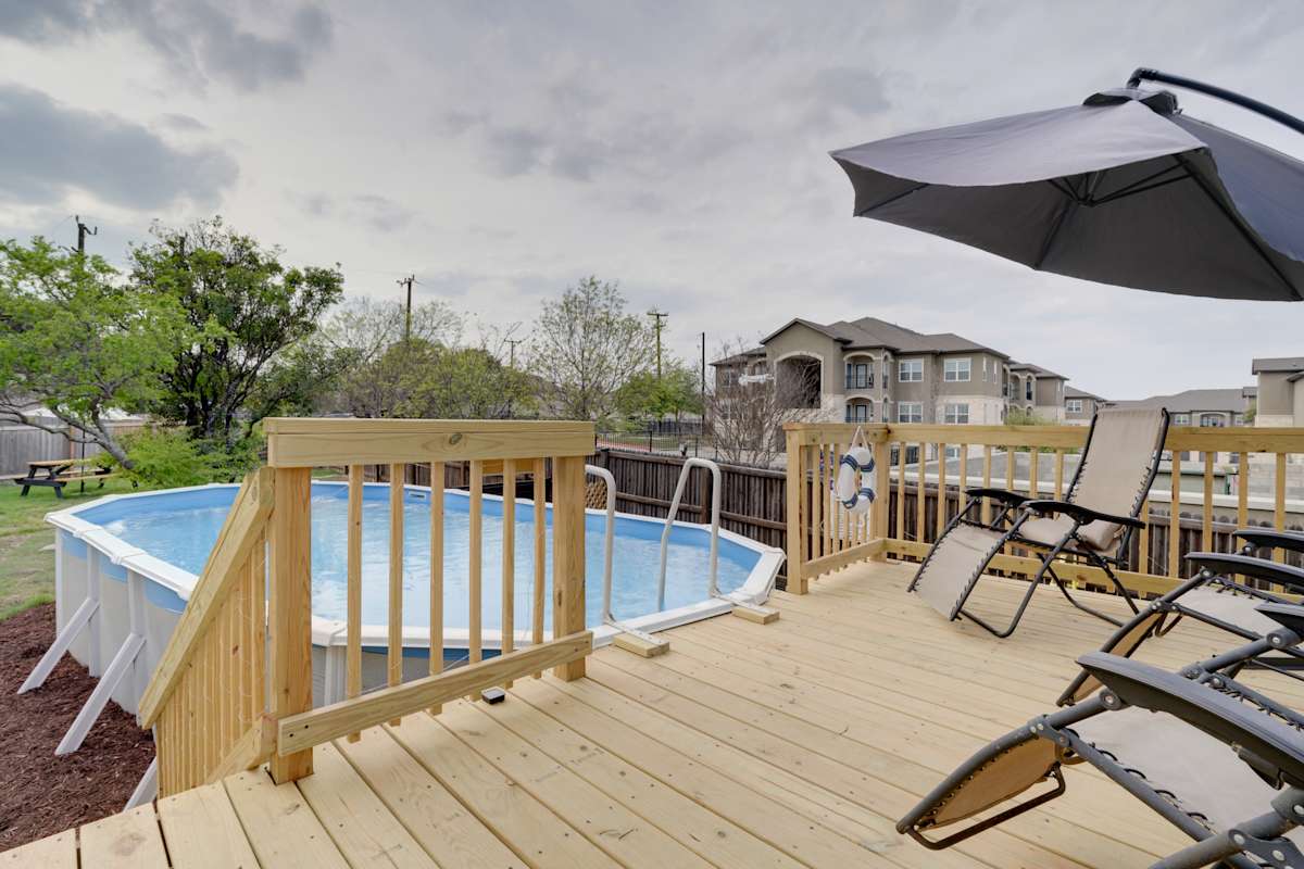 Home w/ Game Room & Hot Tub, 1 Mi to SeaWorld San Antonio, TX Evolve