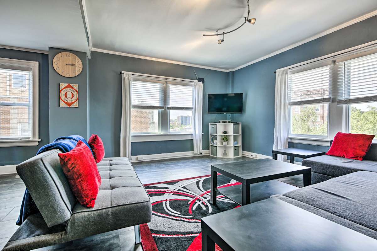 Kansas City Penthouse Near Museums & Plaza! Evolve