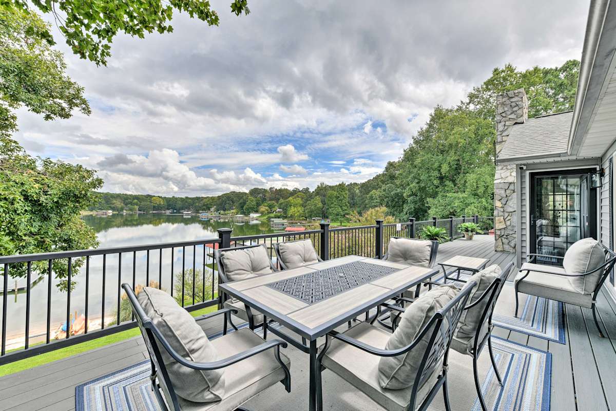Lakefront Sherrills Ford Haven w/ Boat Dock! Evolve
