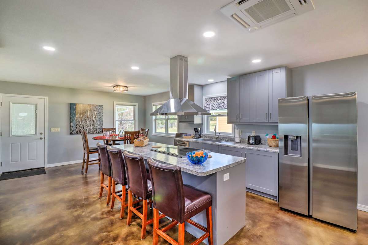 Newly Built Cotter Home, Great Fishing Nearby Evolve