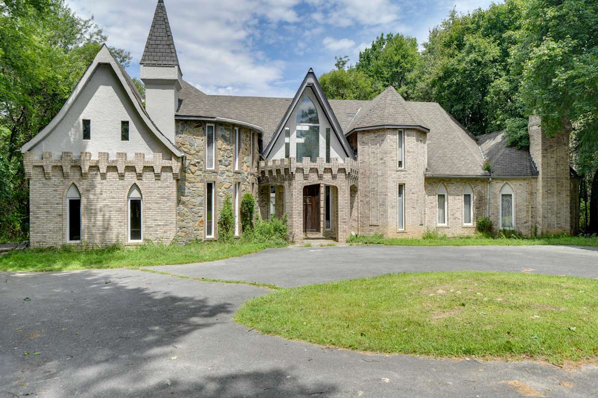 Silver Spring Castle Apt 16 Mi to Capital! Evolve