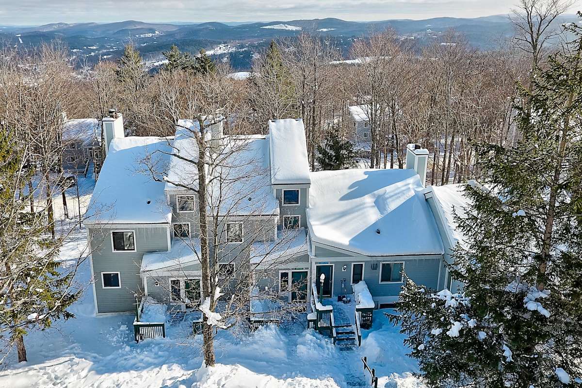 NEW! Ludlow Vacation Rental Steps to Ski Lift! Evolve