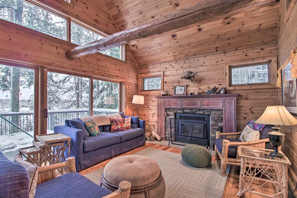 Thunder Lake Escape + Boat Dock! Remer, MN Evolve