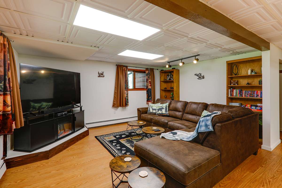 Ideally Located Fairbanks Vacation Rental! Evolve