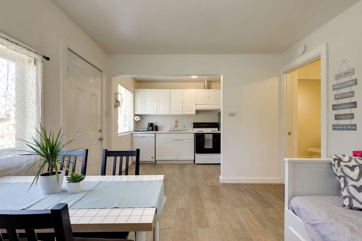Quiet Lakefront Clearlake Vacation Rental! | Evolve