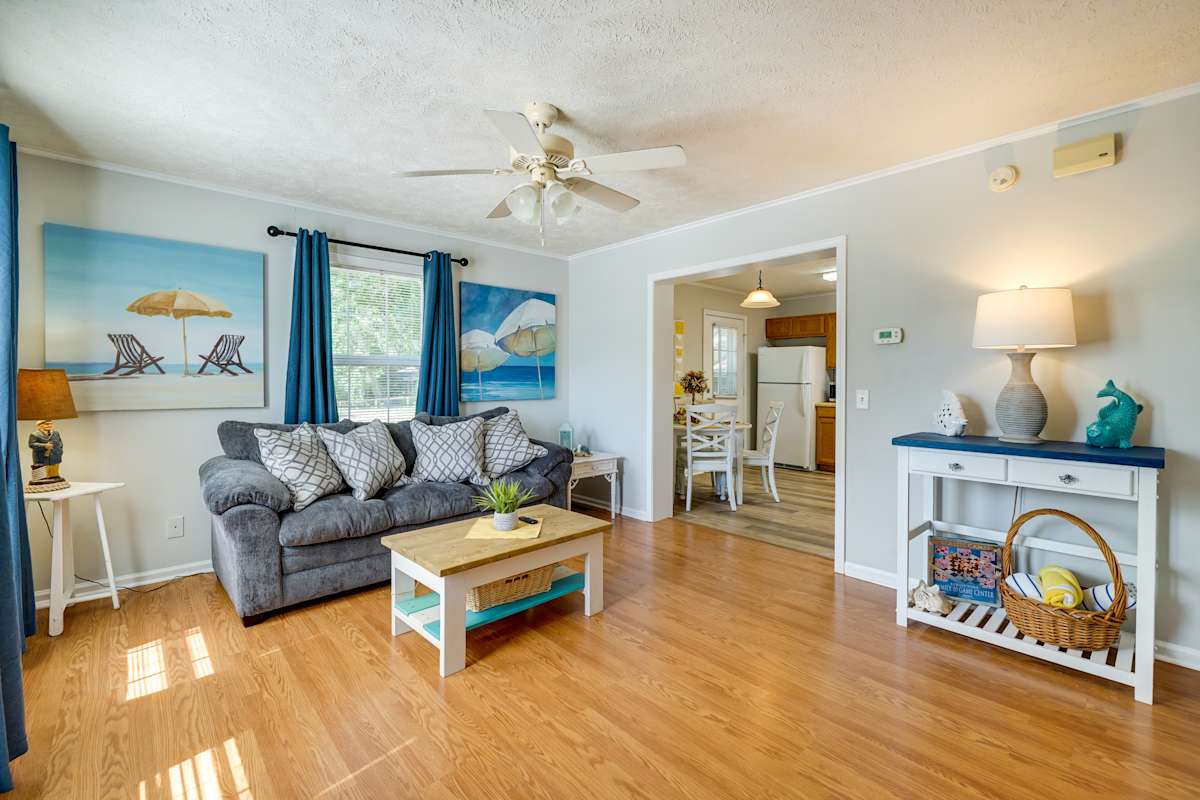 Coastal Wilmington Vacation Rental 5 Mi to Beach Evolve