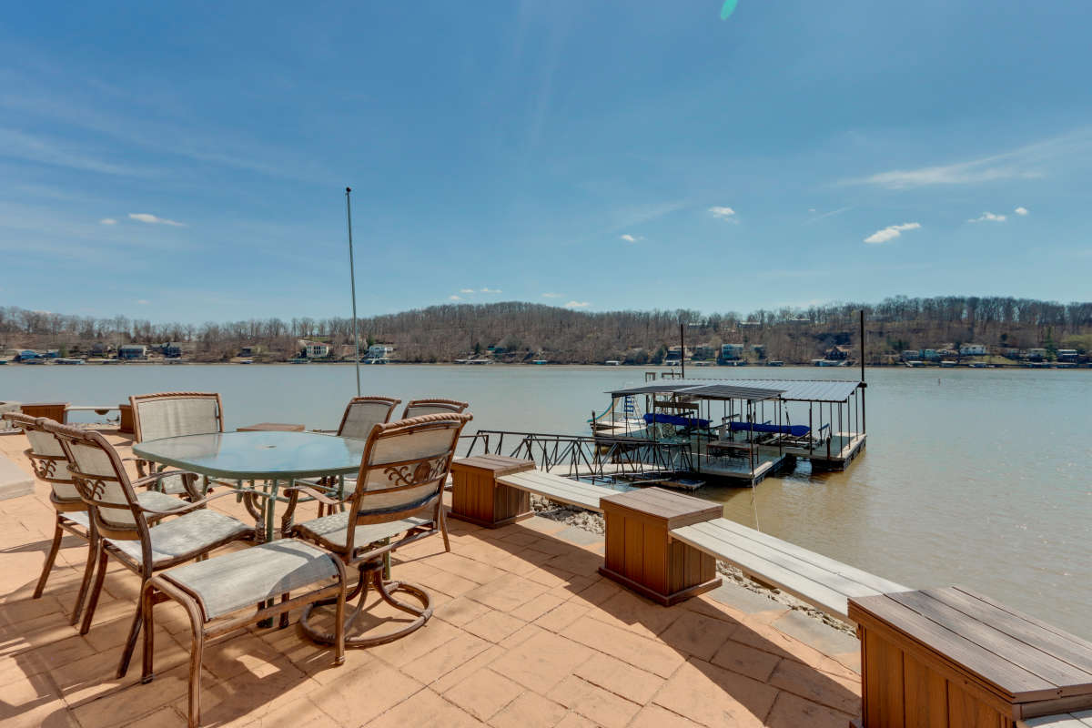 Waterfront Lake Of The Ozarks Home W Private Dock Roach Mo Evolve 0634