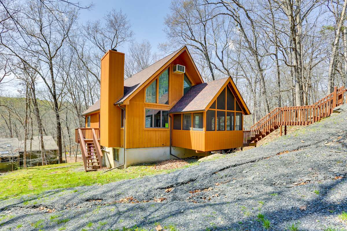 Bushkill Vacation Rental w/ Community Amenities! Evolve