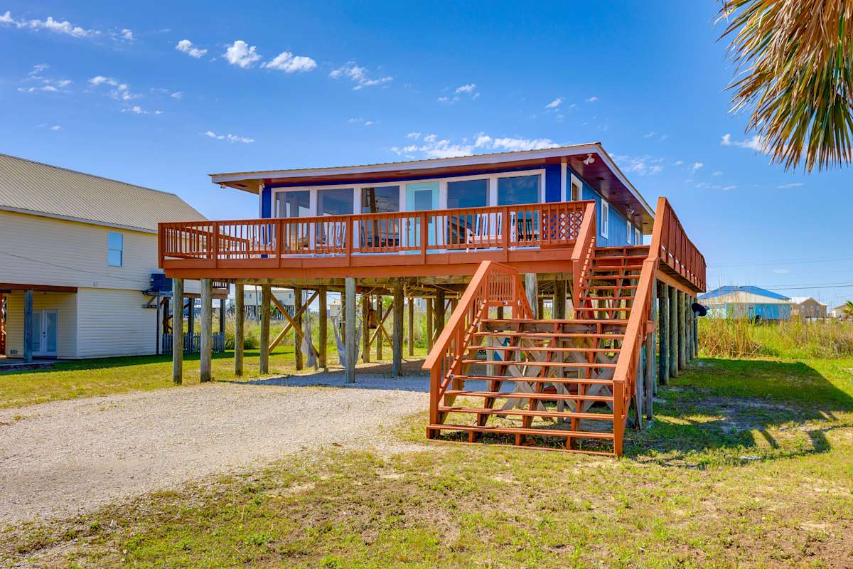 Breezy Dauphin Island Vacation Rental with Deck! Evolve
