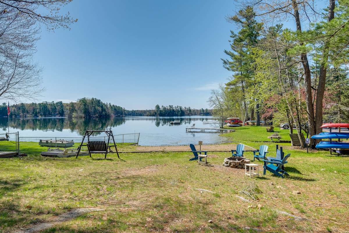 Traverse City Cottage w/ Dock & Beach Area! Evolve