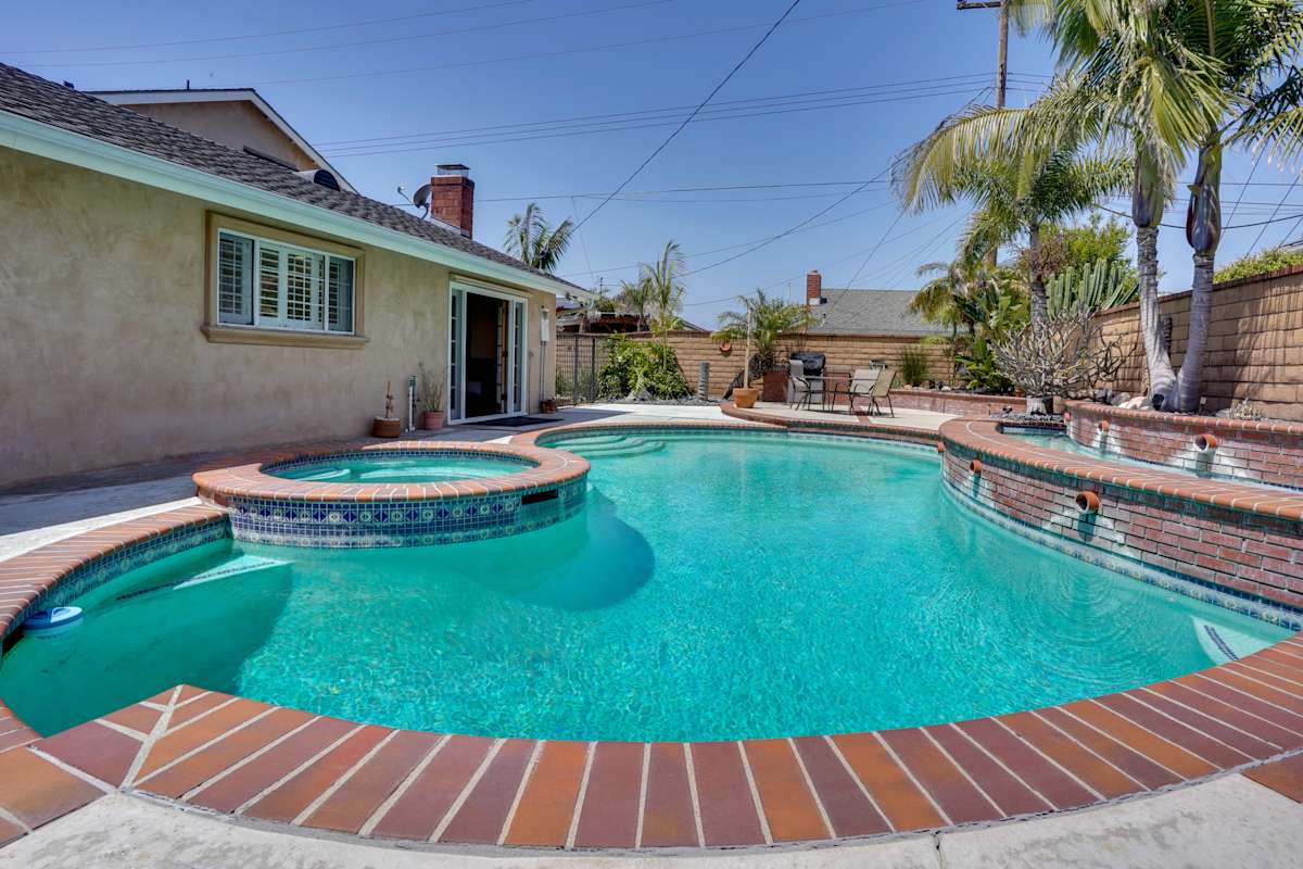 Huntington Beach Vacation Rental w/ Private Pool! Evolve