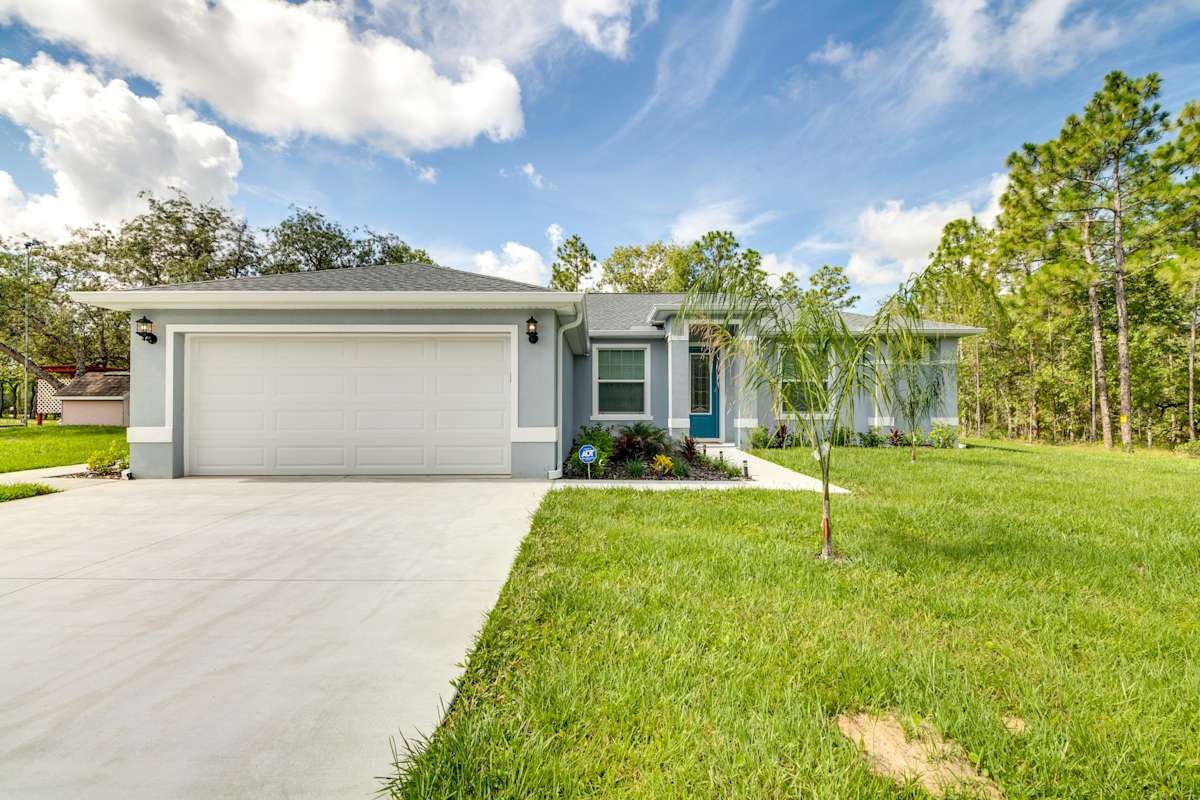 Bright Brooksville Vacation Rental w/ Yard & Patio Evolve