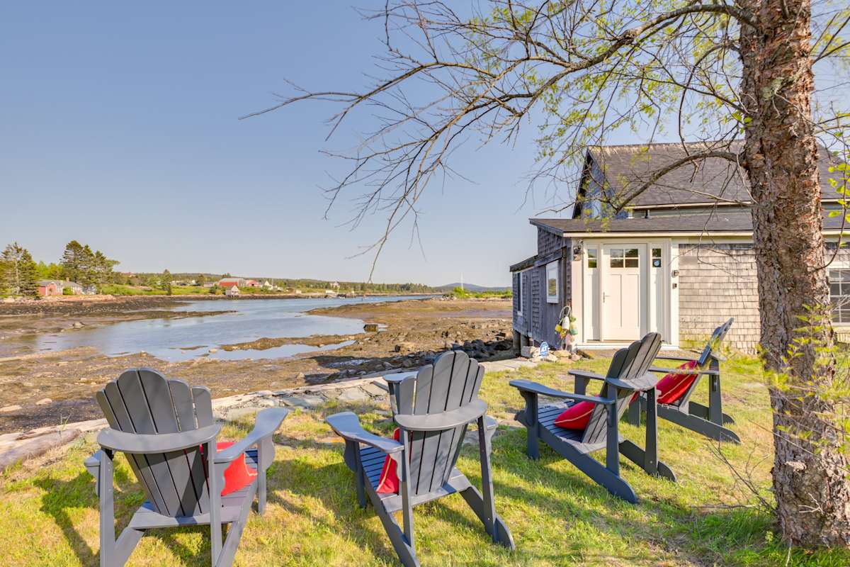 Historic Winter Harbor Cottage w/ Waterfront Views Evolve