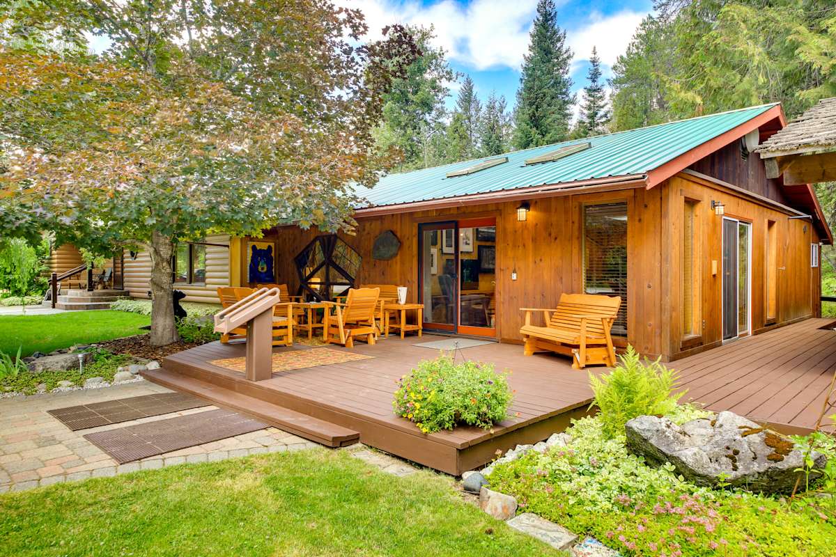 Unique Nordman Retreat 1 Mi to Priest Lake! Evolve