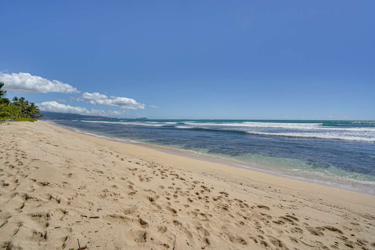 Ewa Beach Apartment w/ Beach Gear ~ 1 Mi to Ocean! - Indoor Lodging in Ewa Beach