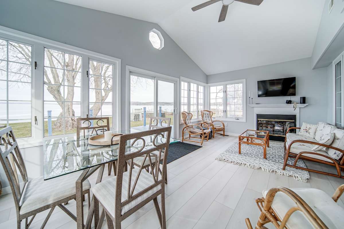 Waterfront Chautauqua Lake Home w/ Stunning Views Jamestown, NY Evolve