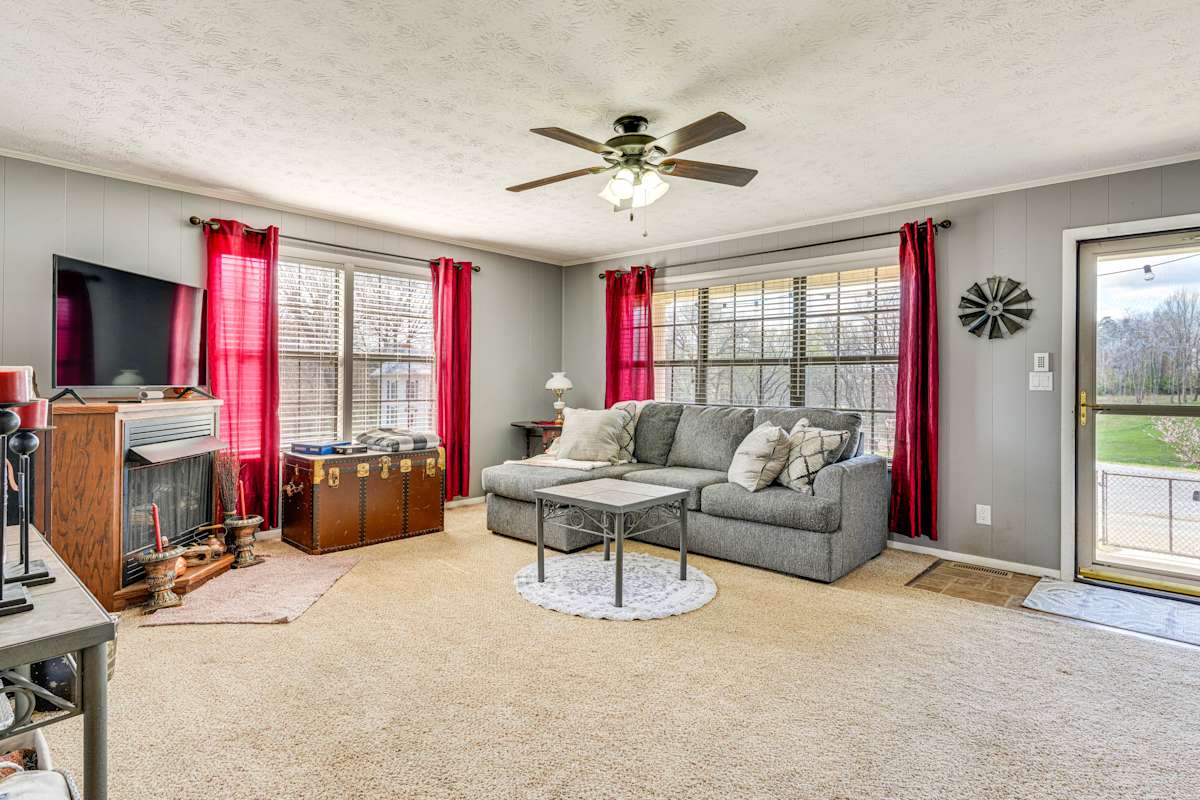 PetFriendly Greeneville Home w/ Private Fire Pit! Evolve