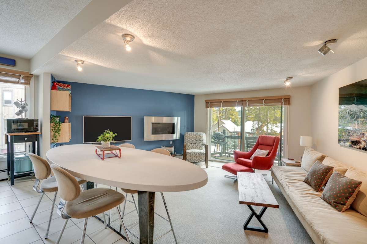 Half-Mile to Peak 8: Breck Apt w/ Hot Tub Access - Breckenridge, CO ...