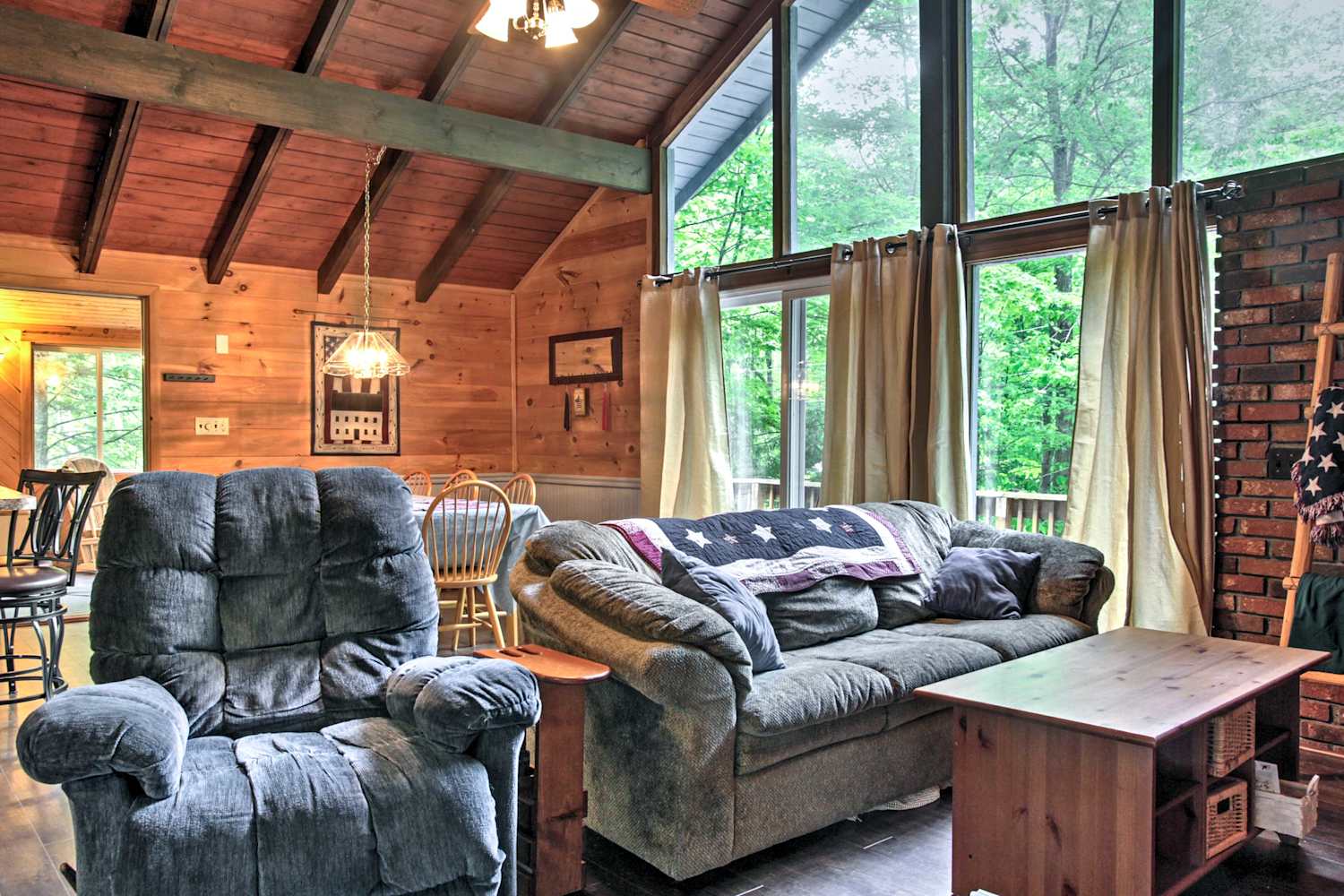 Rustic 5BR Intervale House w/Wooded Views!