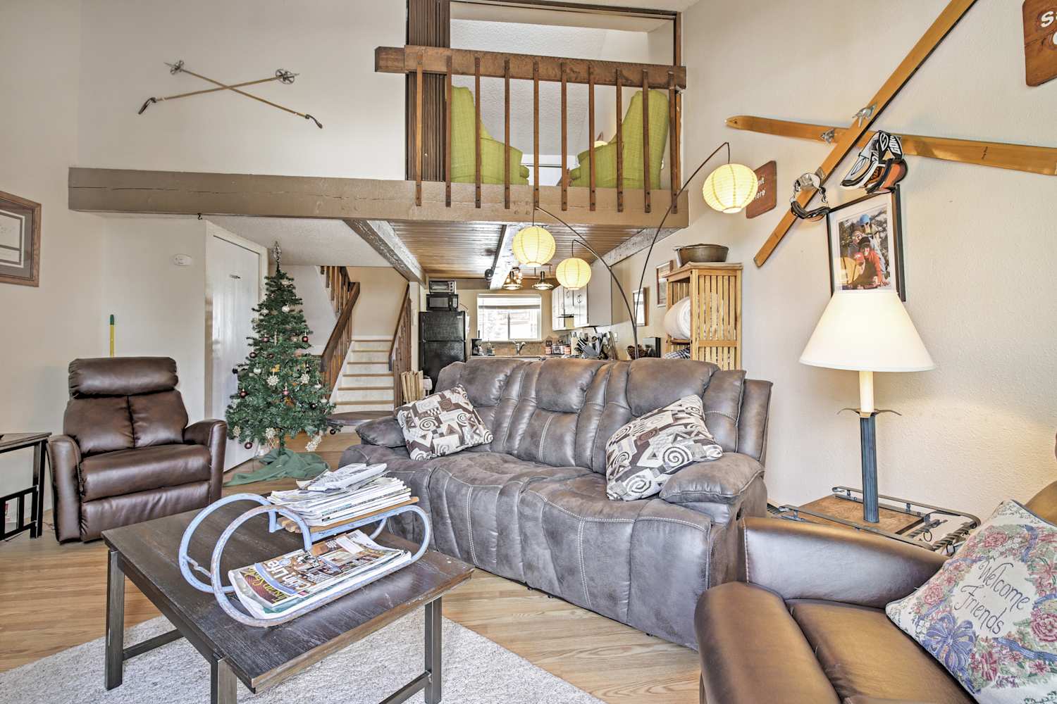 3BR Fraser Townhome w/Pool Access Close to Skiing