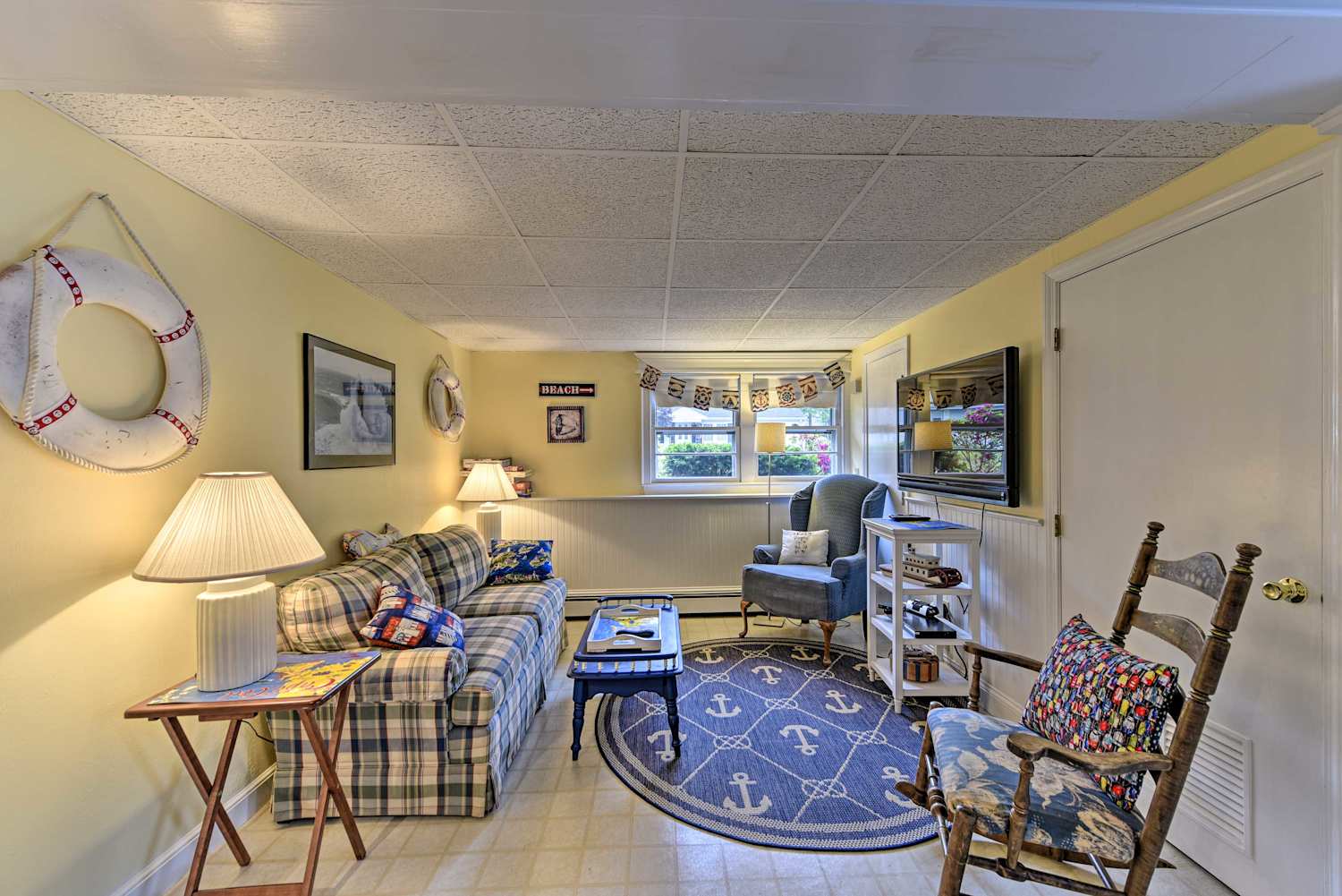 East Falmouth Home 3Min Walk to Private Beach!