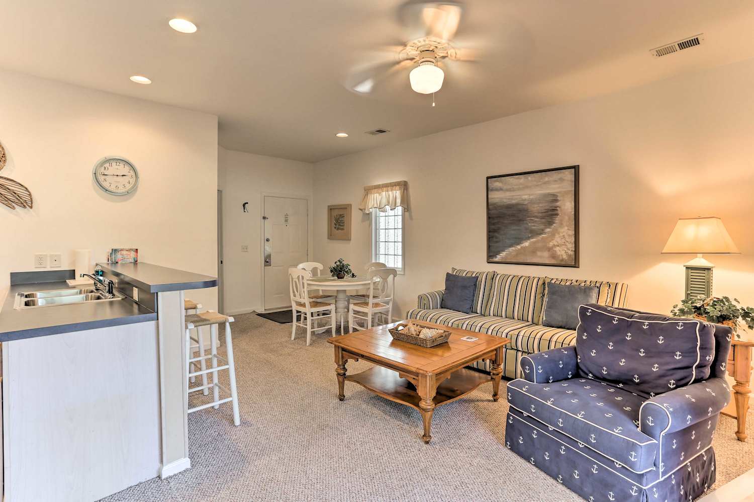 Sunset Beach Condo w/Golf Course View2 Mi to Pier