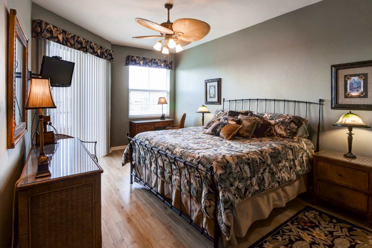 Burnt Store Marina Condo w/ Harbor Views!