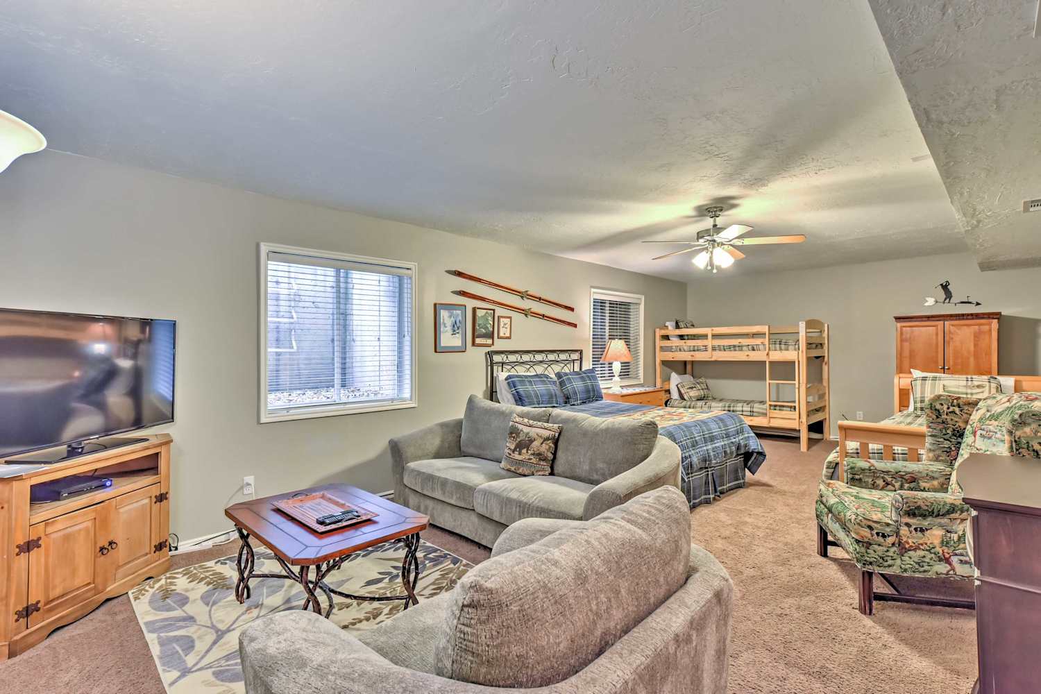 Cottonwood Heights Townhome w/ Private Hot Tub!