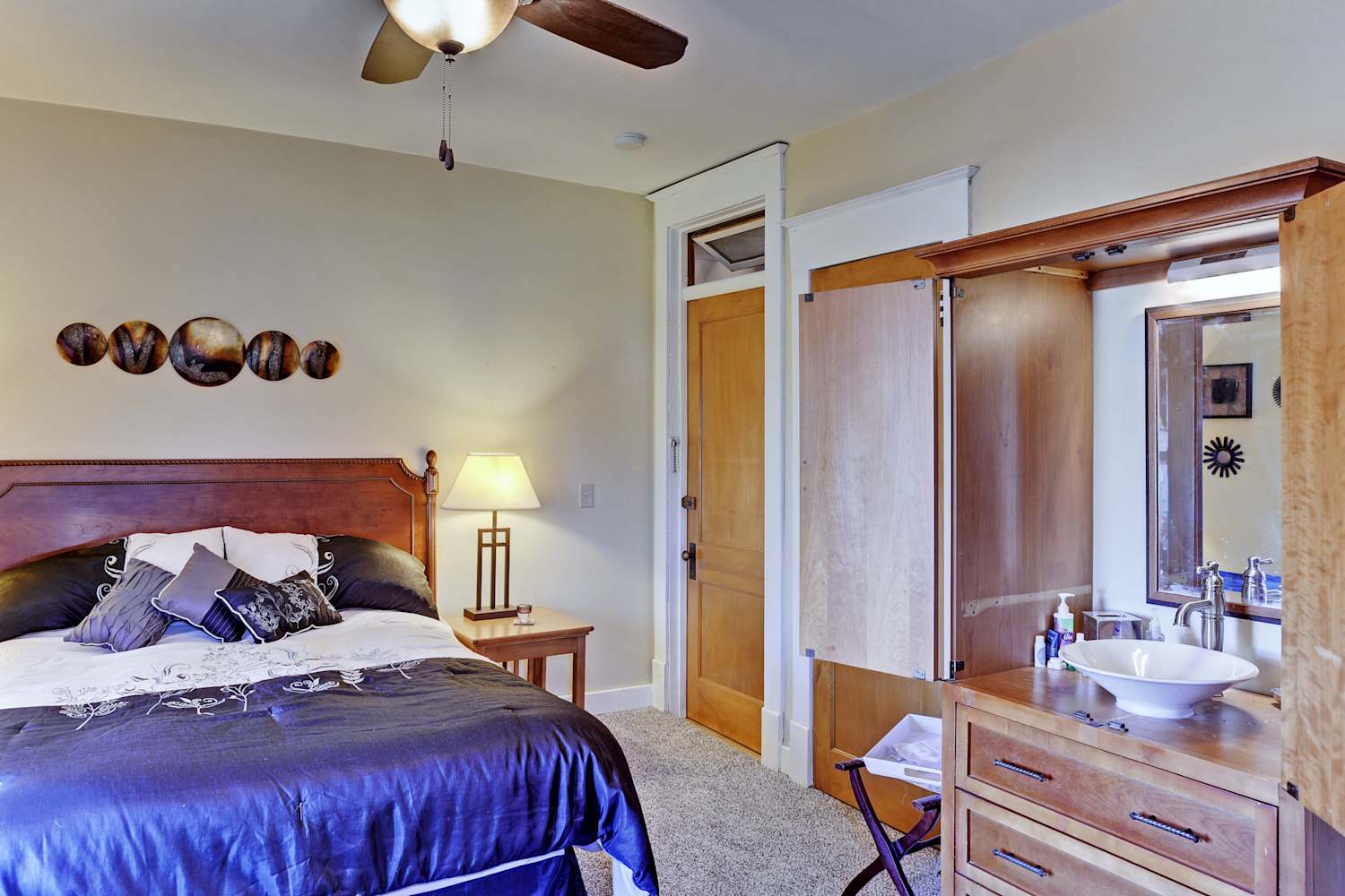 Shawano House w/ 4 Covered Porches & 3 Fireplaces!