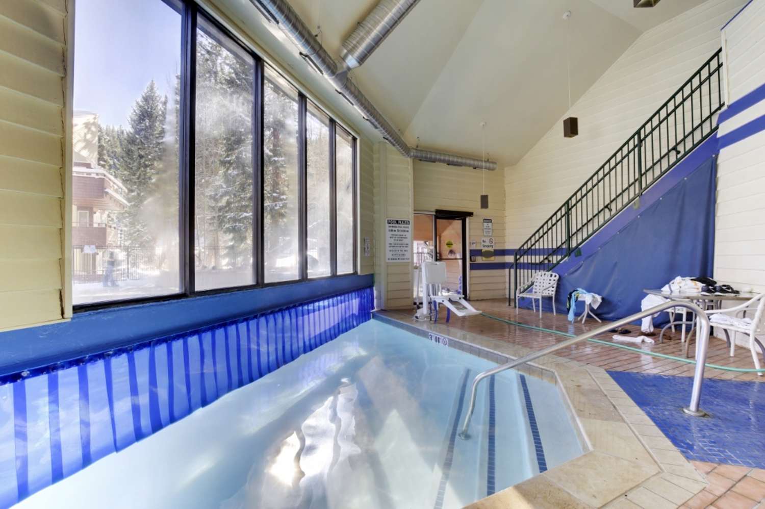 Winter Park SkiIn/SkiOut Condo w/ Mountain Views