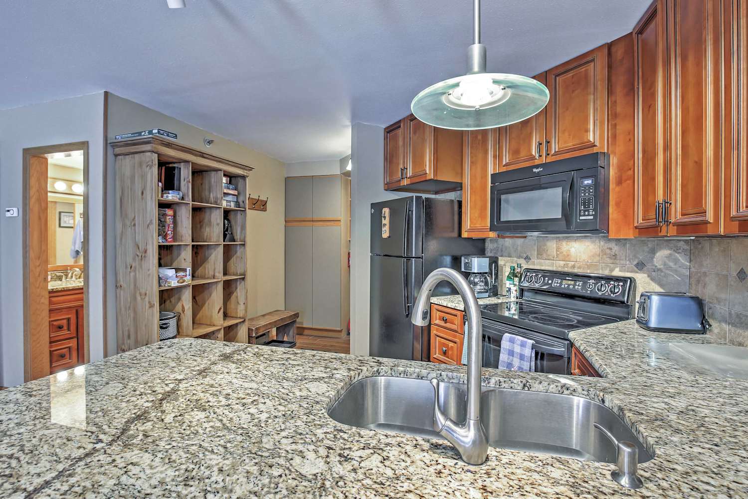 Winter Park SkiIn/SkiOut Condo w/ Mountain Views